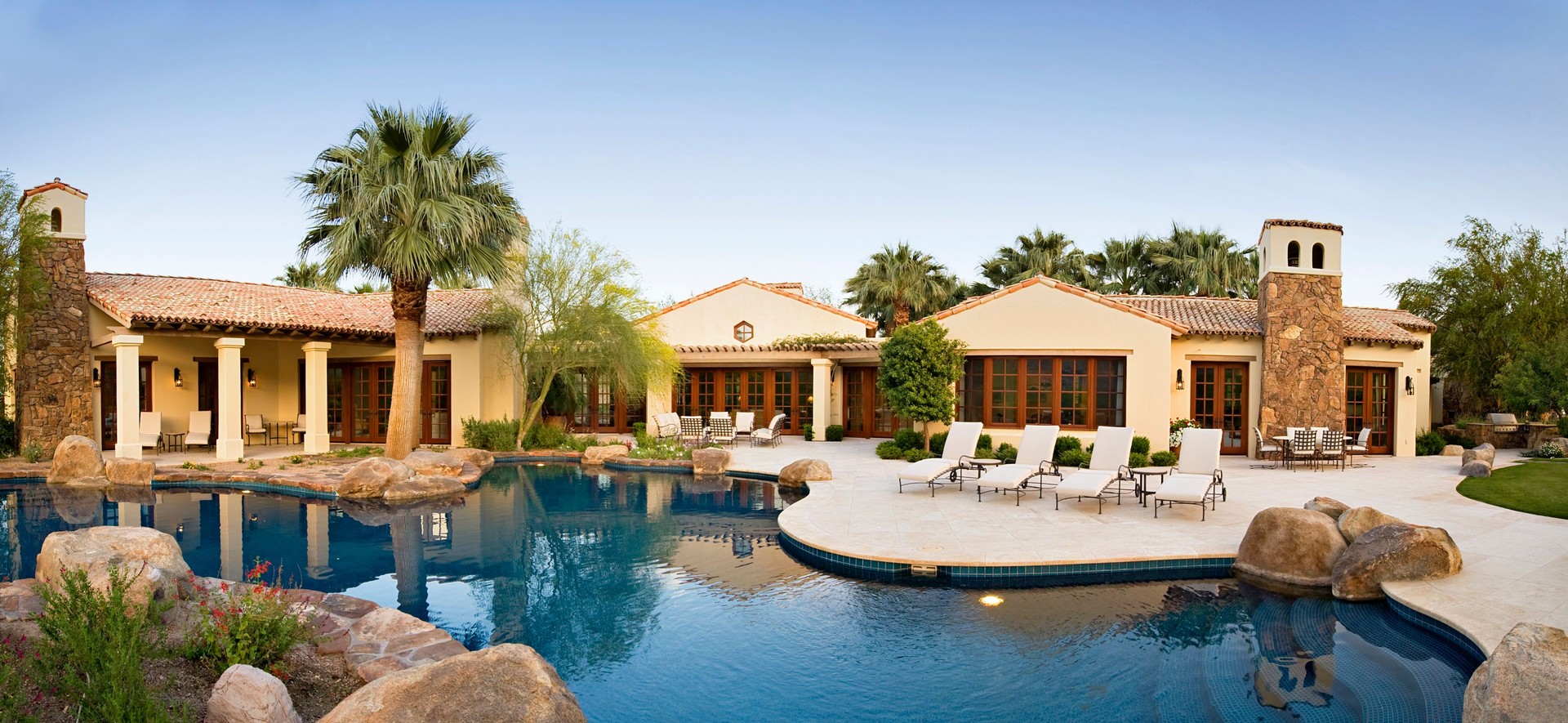 A beautiful luxury home in California